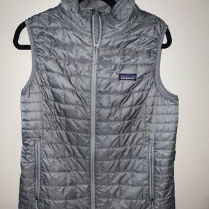 Patagonia womens nanopuff insulated vest size Large